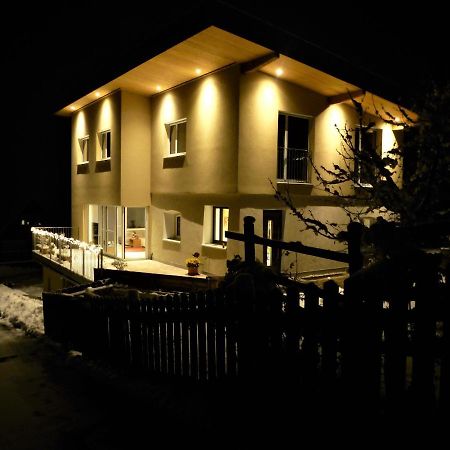 Cozy Mountain View Apartment With Terrace And Garden Innsbruck Eksteriør billede