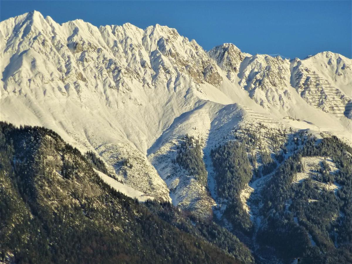 Cozy Mountain View Apartment With Terrace And Garden Innsbruck Eksteriør billede
