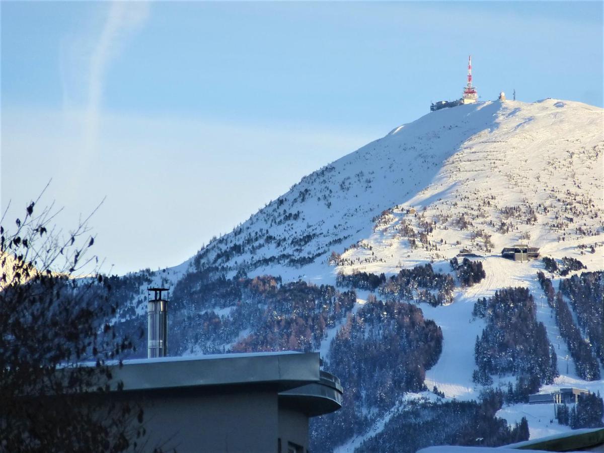 Cozy Mountain View Apartment With Terrace And Garden Innsbruck Eksteriør billede